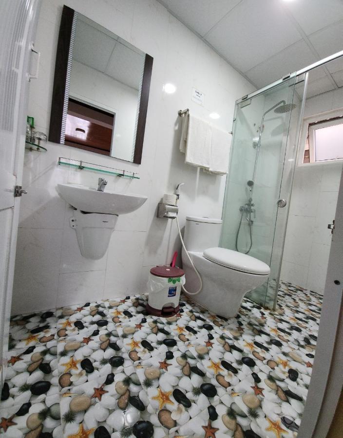 דה לאט Binh Dao Hotel - Khach San Ngay Trung Tam Gia Re מראה חיצוני תמונה
