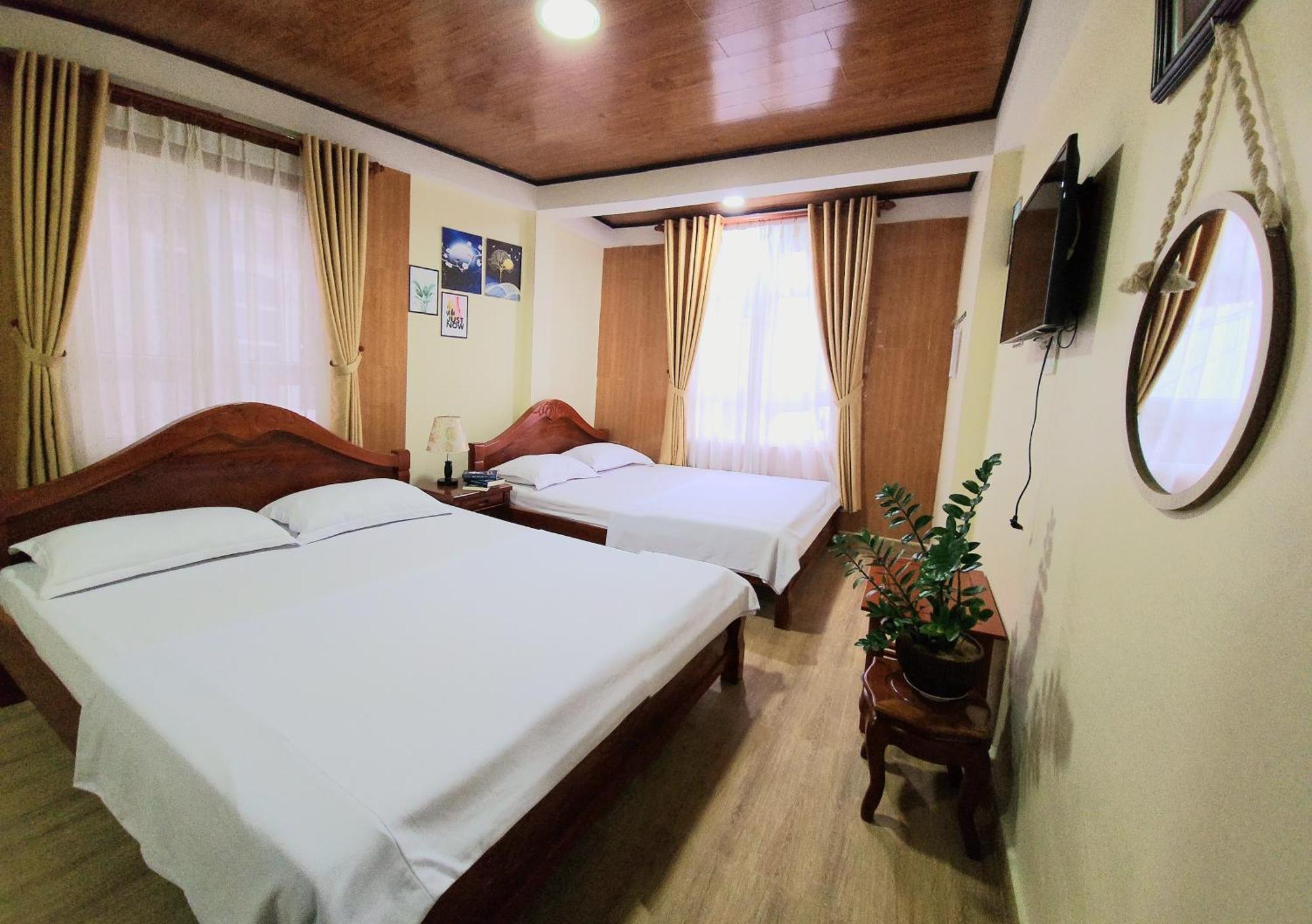 דה לאט Binh Dao Hotel - Khach San Ngay Trung Tam Gia Re מראה חיצוני תמונה
